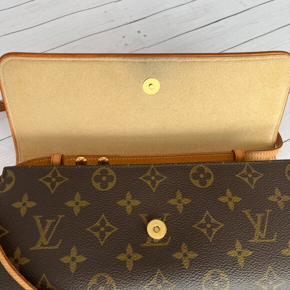 Louis Vuitton Brown Twin Monogram GM Canvas Crossbody Bag - Picture 8 of 12